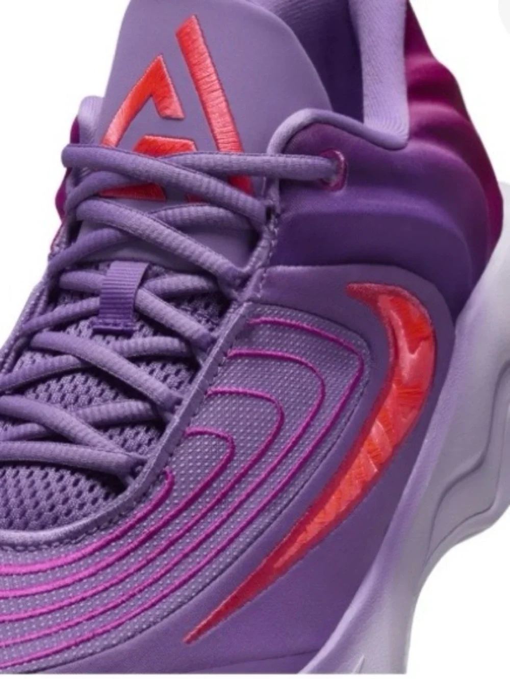 Nike Purple and Pink Athletic Sneakers - Picture 4 of 11